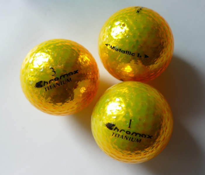 Chromac Golfbälle mit metallischem Design